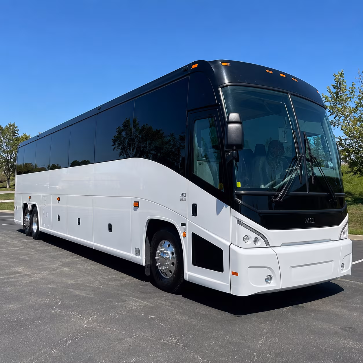 employee shuttle buses for the rosslyn ballston and crystal city corridors