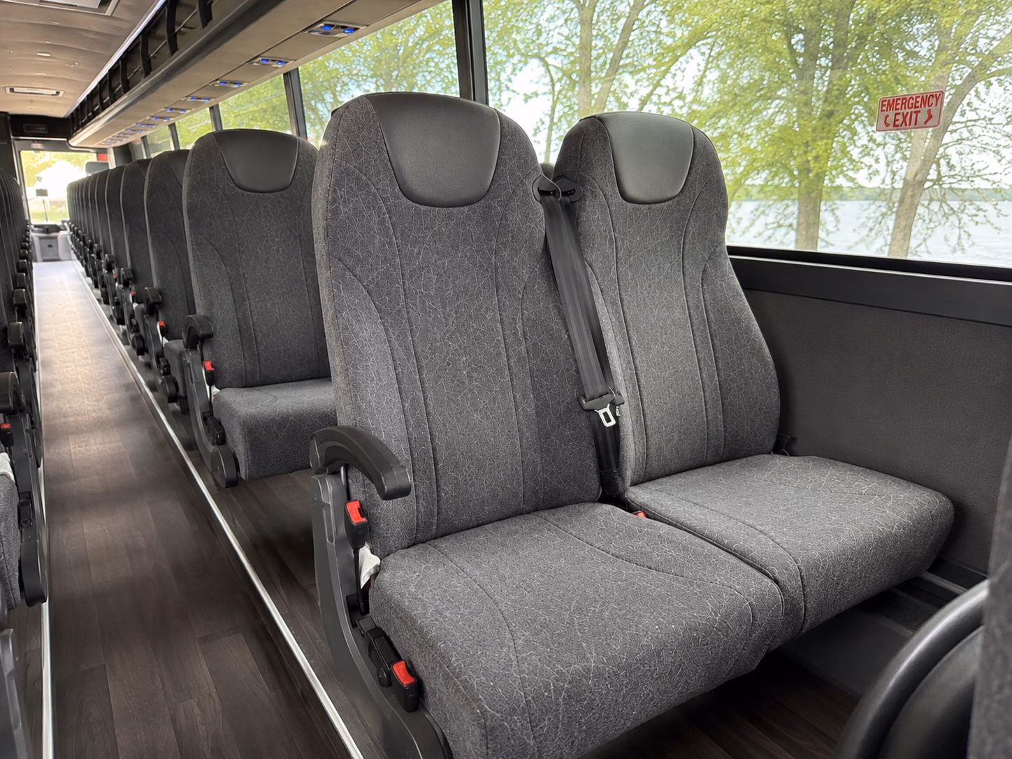 how the type of bus changes the price in washington dc
