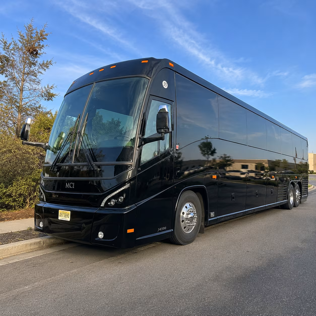 shuttle buses for weekly worship services along 16th street nw and the rhode island ave corridor