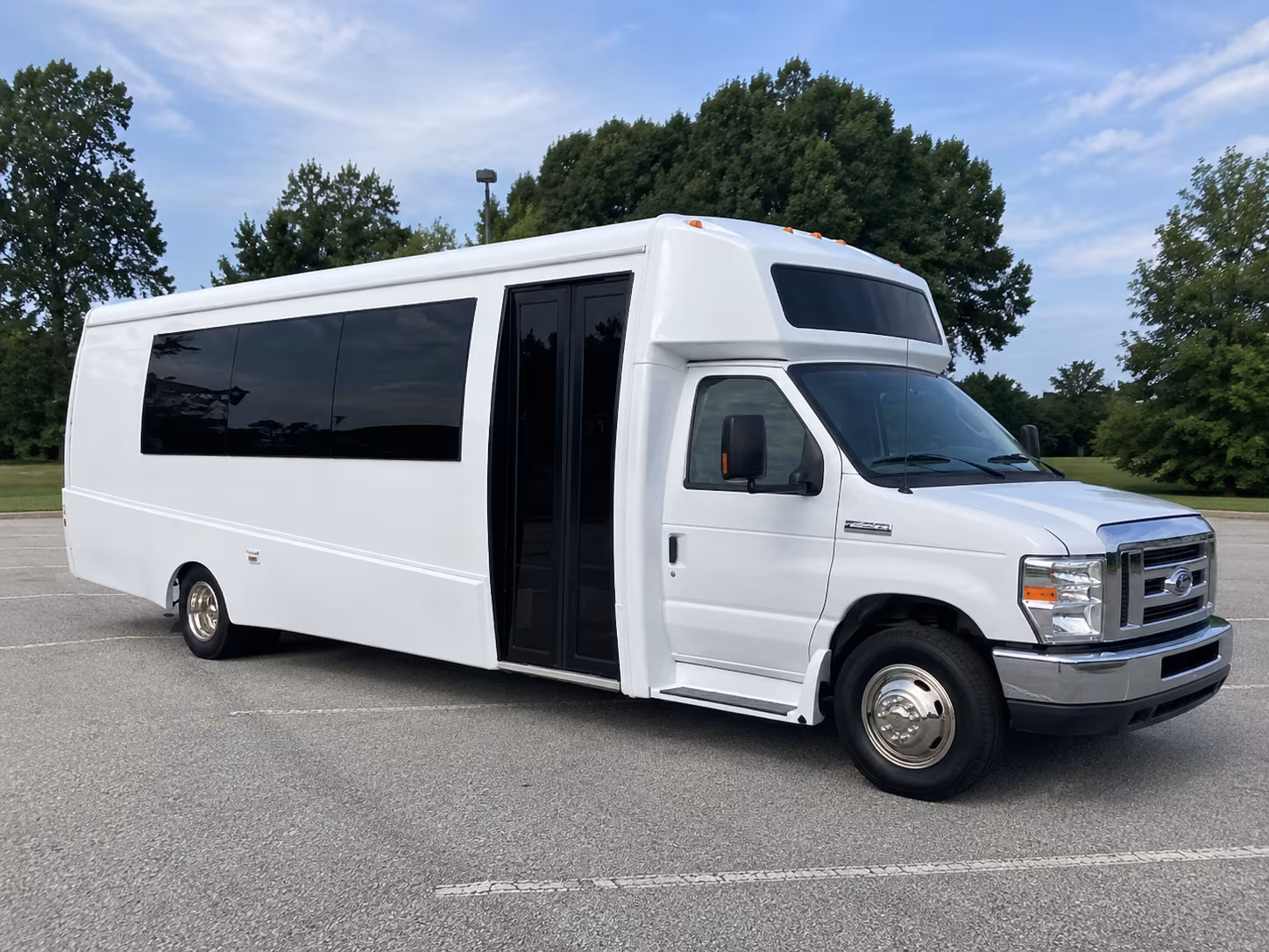 washington 18 passenger party bus